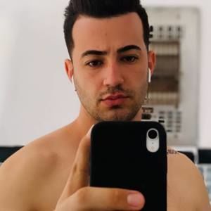 Meet your Posher, Henry